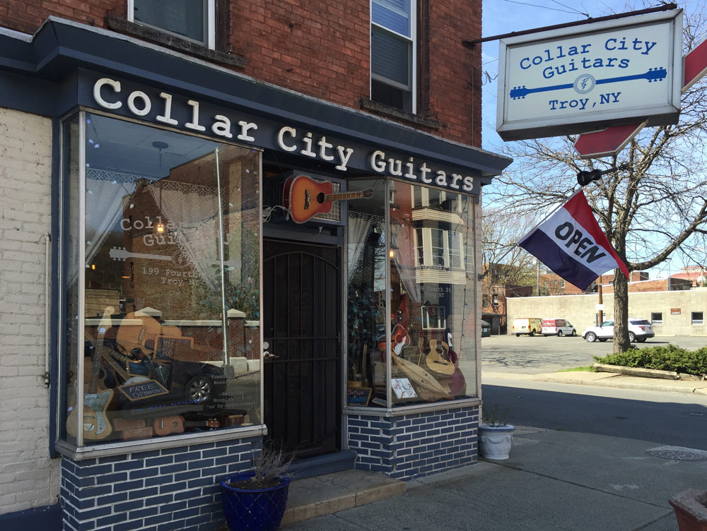 Collar City Guitars store front