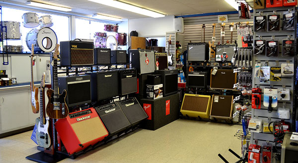 King Music Ltd has amplifiers and guitar accessories